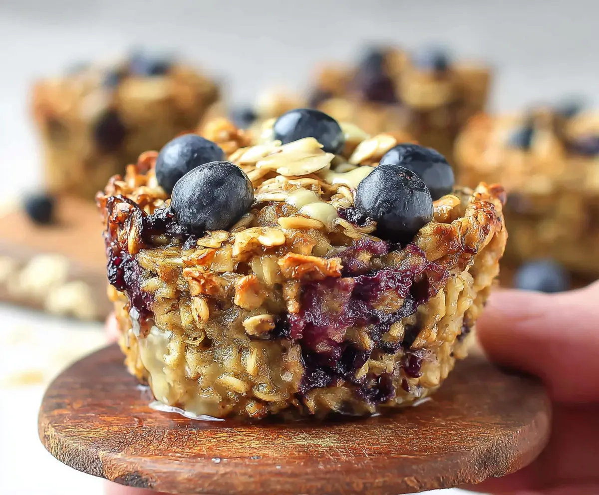 Blueberry Banana Baked Oatmeal Cups